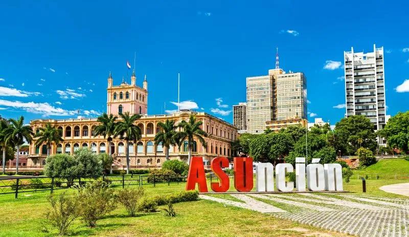 Asunción, la capital, es uno de los mejores lugares turísticos de Paraguay.